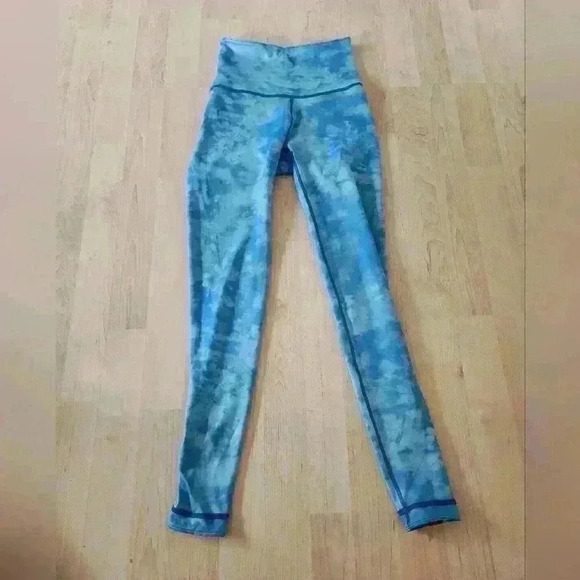 With peloton reversible leggings size xs - Picture 6 of 11